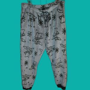 Star Wars Yoda Velour Fuzzy Jogger Style Pajama Pants Size Large Tapered Cozy